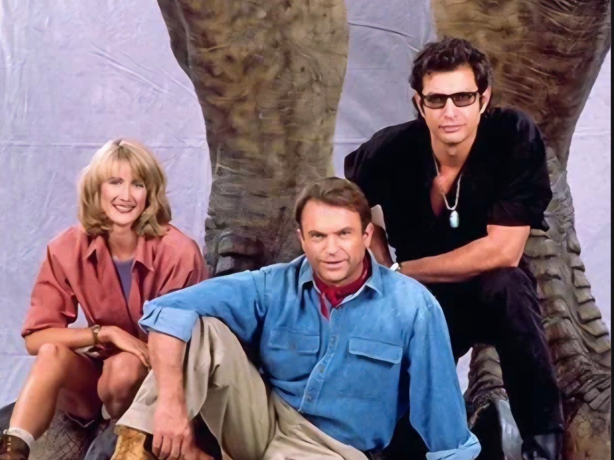 TW Pays Tribute To Sam&nbsp;Neill